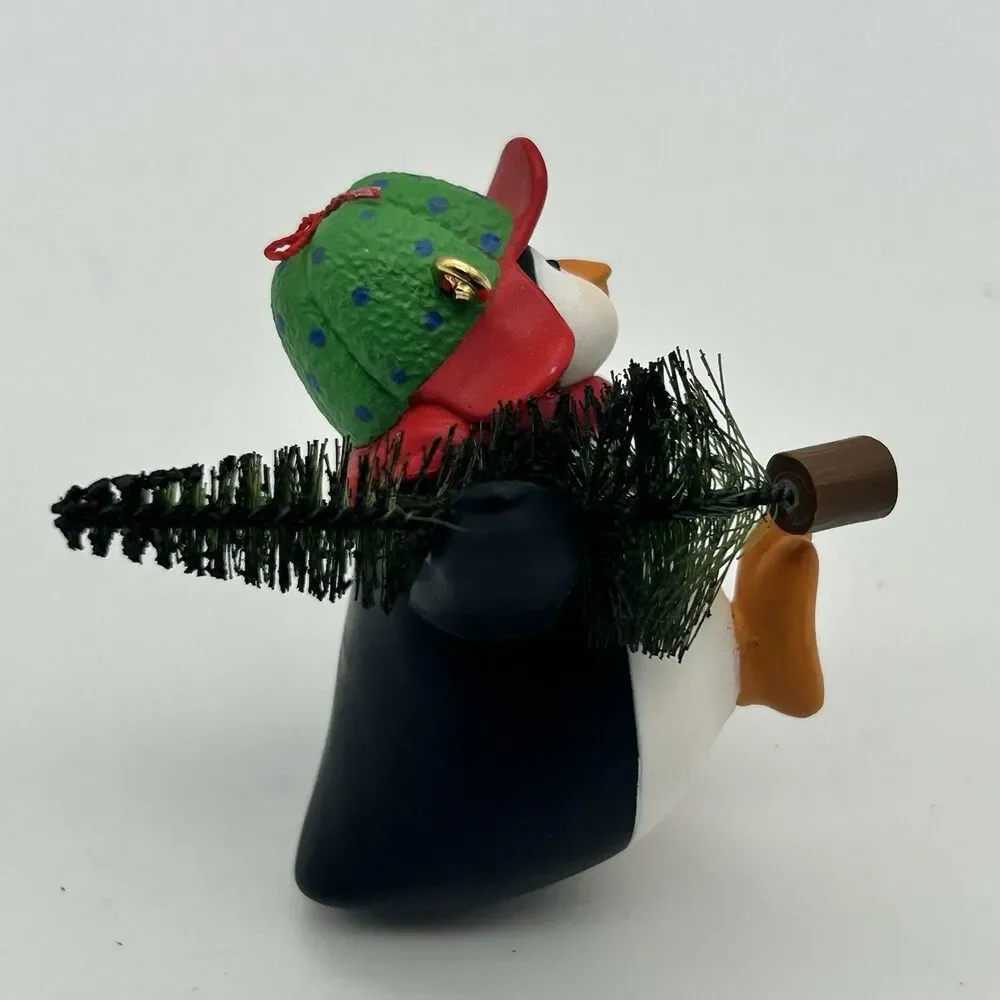 Hallmark Keepsake Ornament Christmas DAD Penguin with Stocking Candy Cane 2003